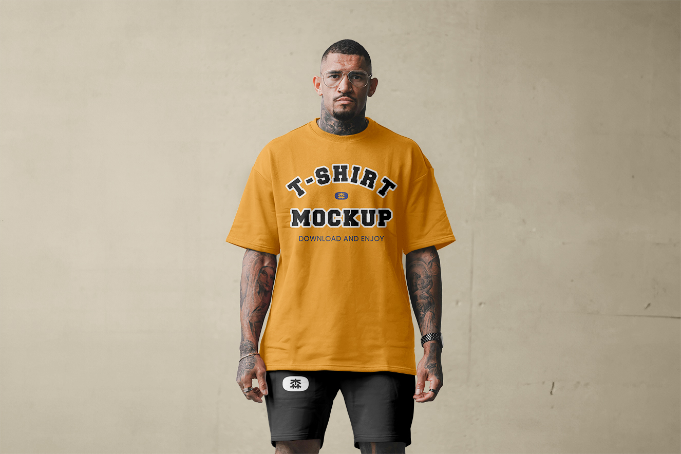 超宽松的T恤样机插图
