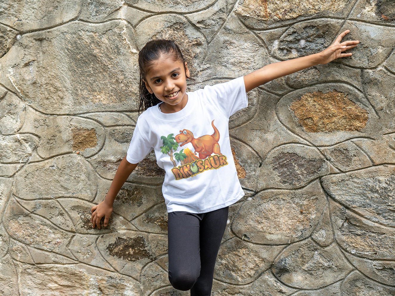 儿童T恤样机插图