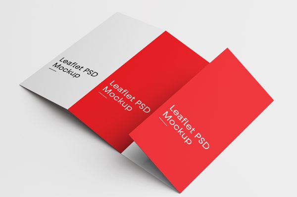 折叠的四折页样机