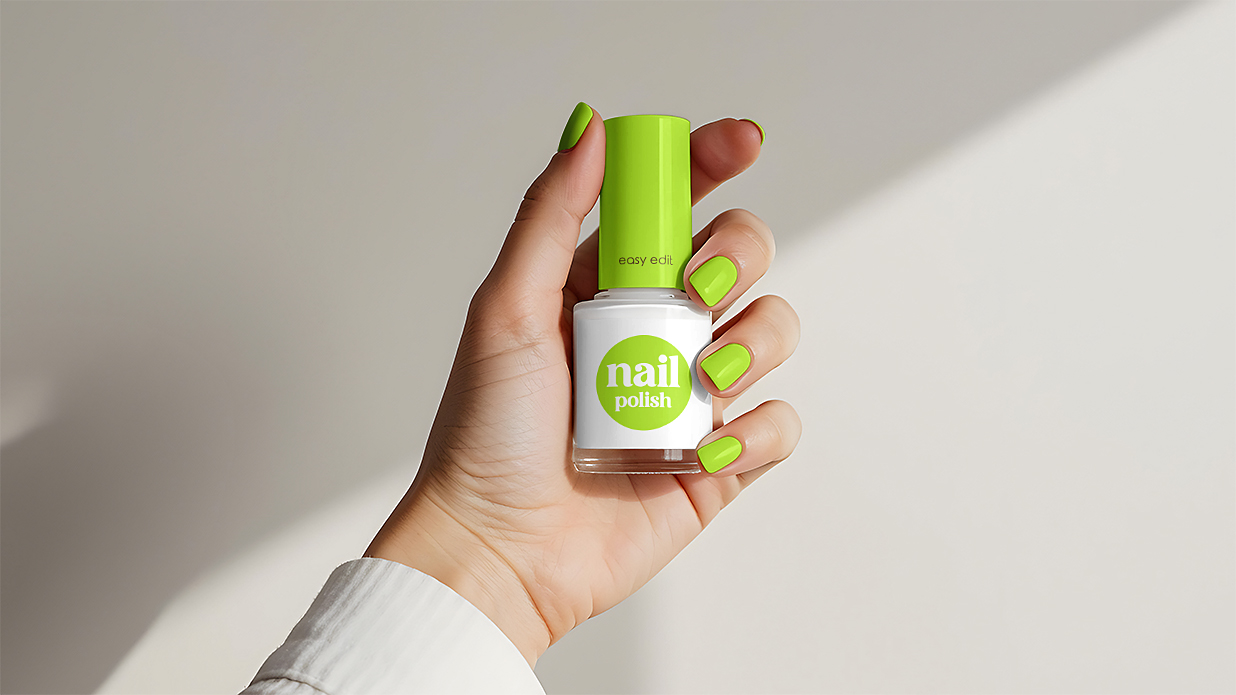 高质感化手握指甲油瓶样机插图