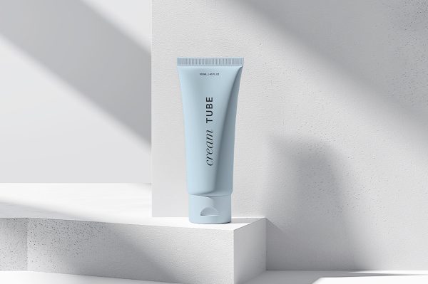 平台上的洗面奶样机