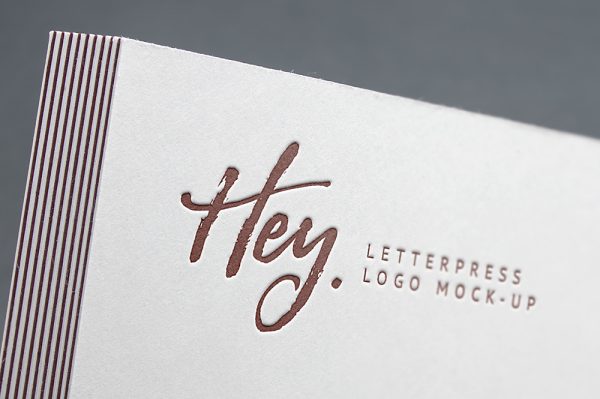 高质感纸张压钱LOGO样机