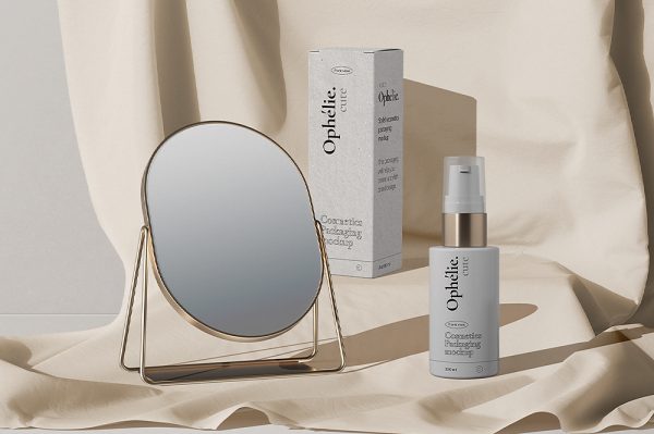 精致场景护肤品按压精华样机