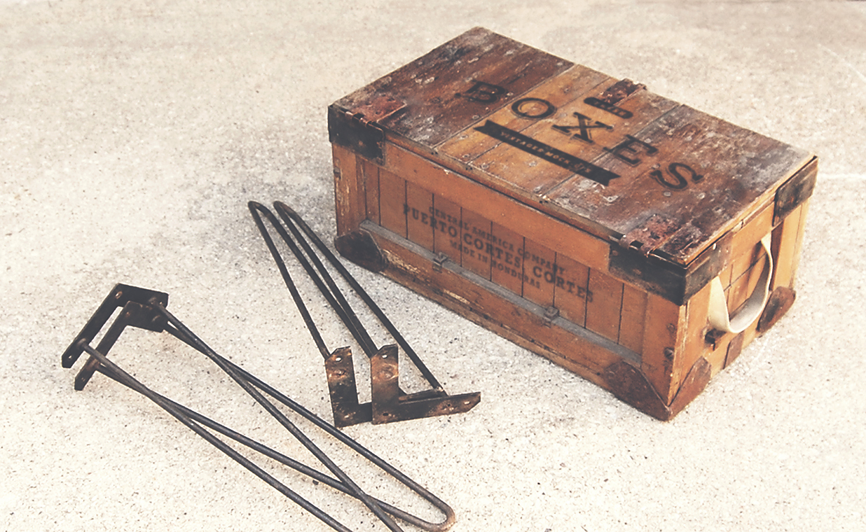 复古木箱LOGO样机插图