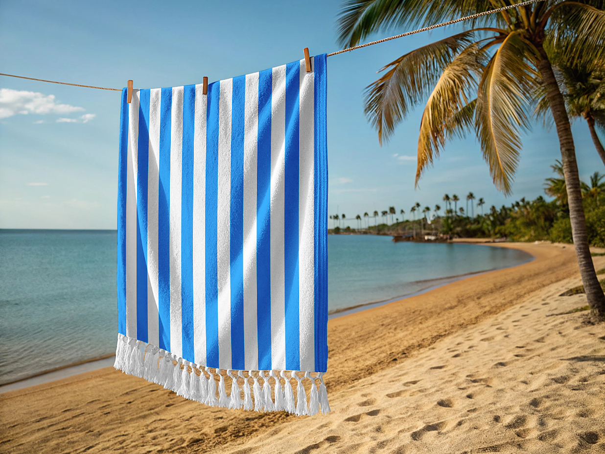 悬挂在绳上的沙滩巾浴巾样机插图