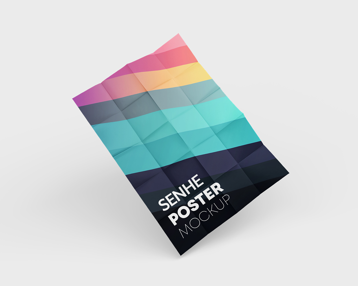 带折痕的海报样机3组插图1