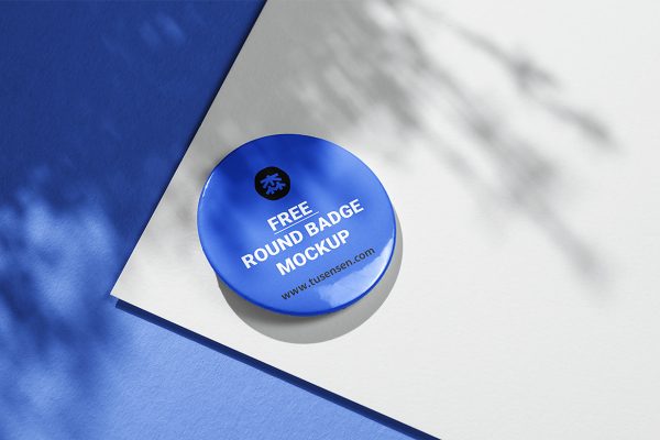 圆形别针徽章胸针样机