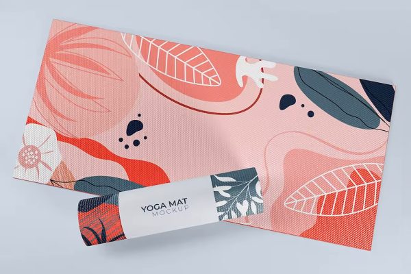展开和卷起的瑜伽垫样机