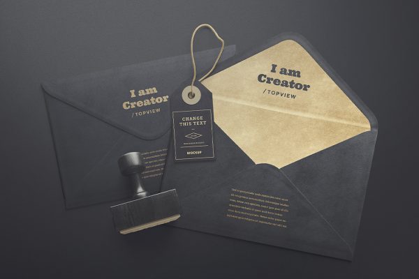 带印章的高雅信封样机Mockup