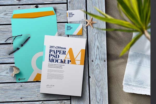 带信纸名片的信封样机Mockup