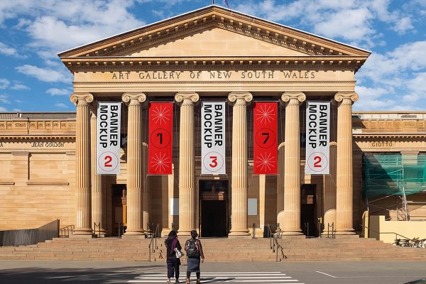 博物馆横幅吊旗挂旗广告旗样机Mockup