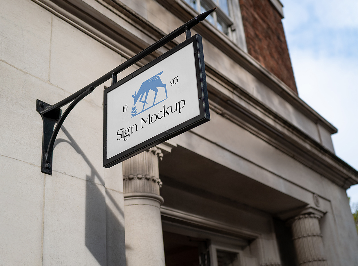 悬挂的招牌店招标识牌样机mockup插图