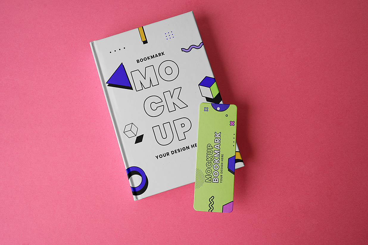 放在书籍上的书签样机mockup5组插图1
