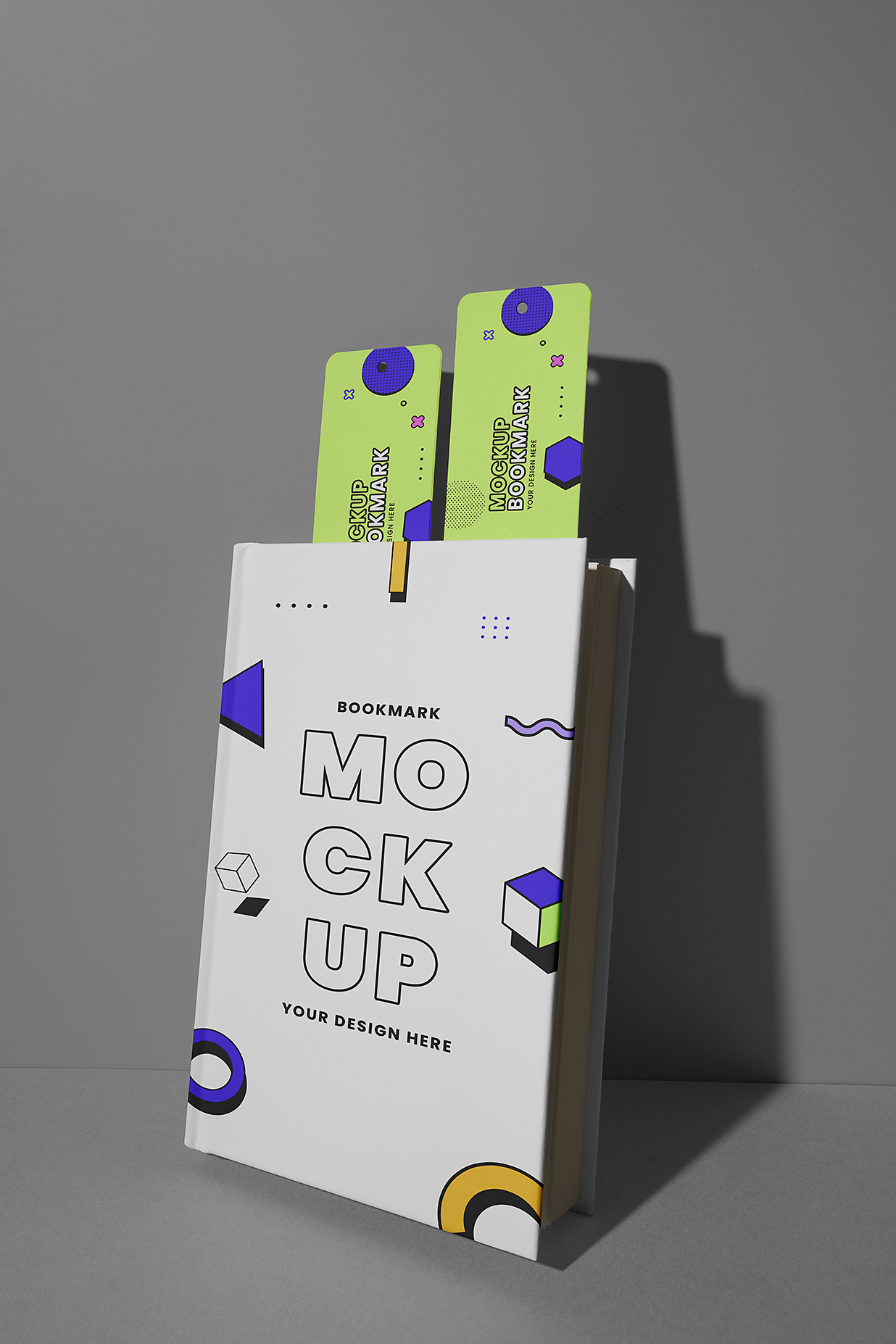 放在书籍上的书签样机mockup5组插图3
