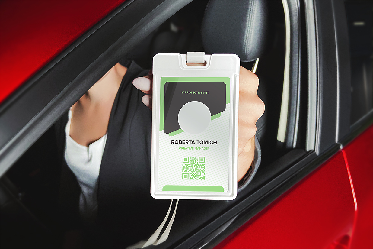 带场景的工牌工作证胸牌样机mockup6组插图5