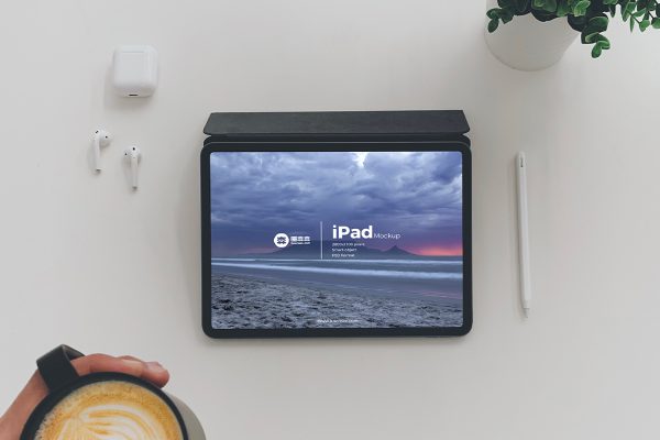 带场景的iPad 平板样机mockup