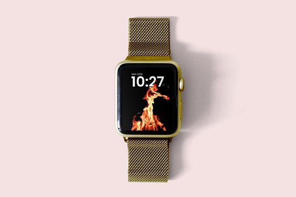 带表带的Apple Watch样机mockup