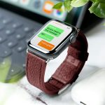 带桌面场景的Apple Watch苹果手表样机mockup缩略图 带桌面场景的Apple Watch苹果手表样机mockup