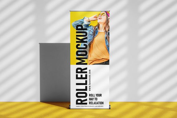 带阴影的易拉宝样机mockup3组