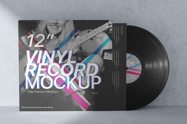 带墙面背景的黑胶唱片样机mockup2组