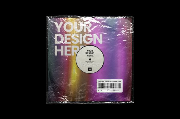 带塑料包装的黑胶唱片样机mockup