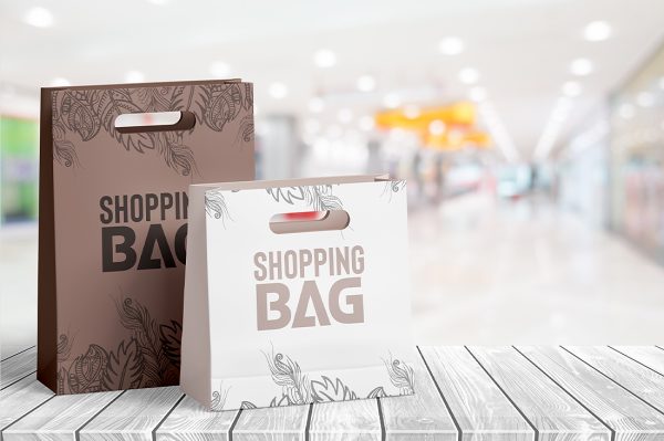 带场景的手提袋纸袋样机mockup