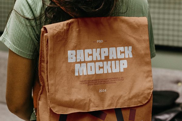 带场景的书包背包双肩包样机mockup