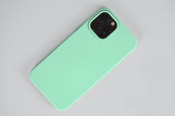 简约iPhone苹果手机壳设计样机mockup