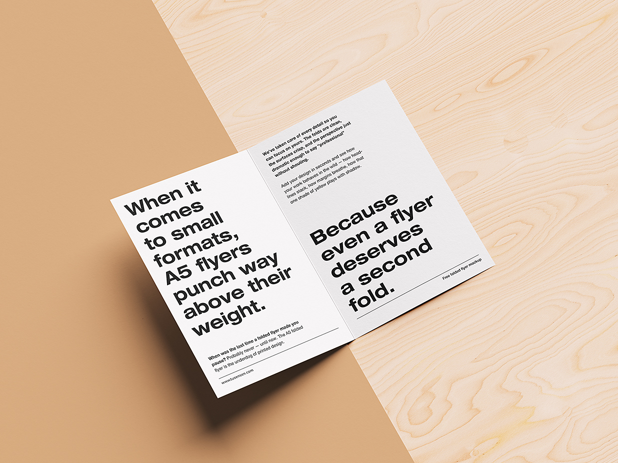 带底板背景的折页双折页样机mockup5组插图