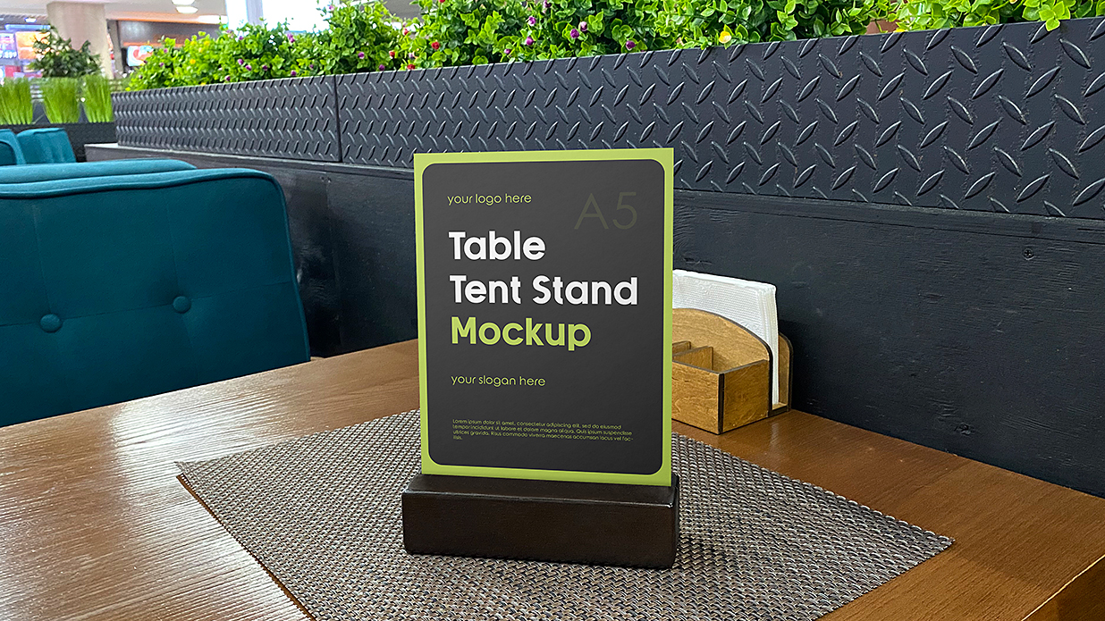 带餐厅场景的桌牌台卡样机mockup插图