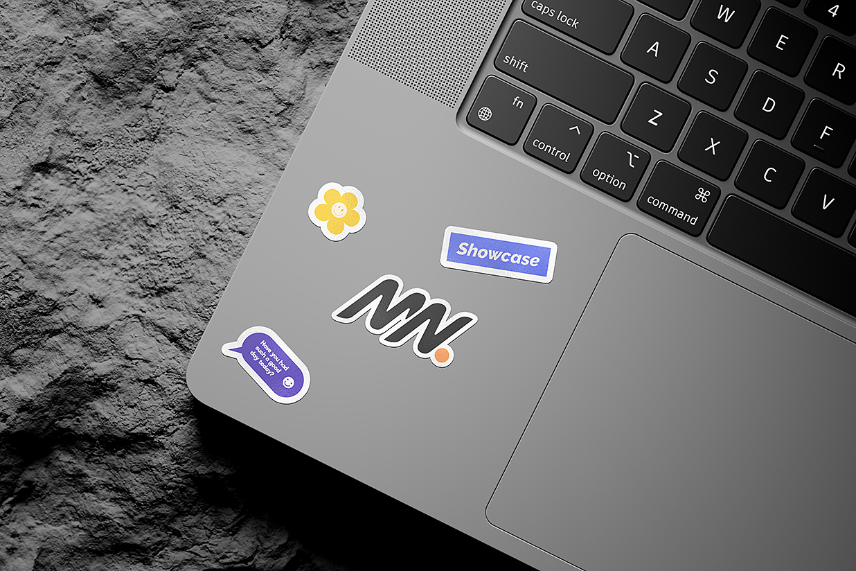 笔记本电脑可撕贴纸样机mockup3组插图1