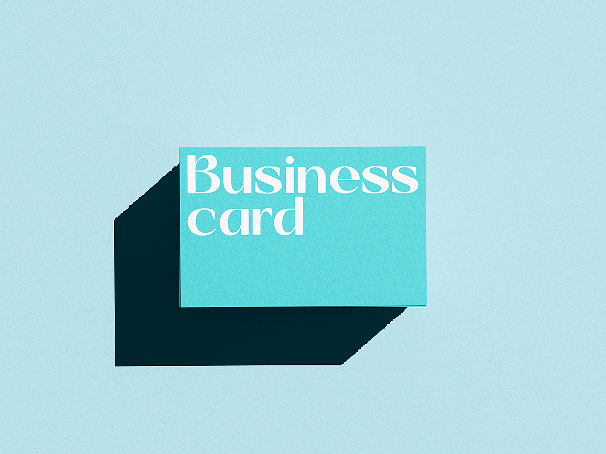 高质感堆叠的横版名片样机mockup5组插图1