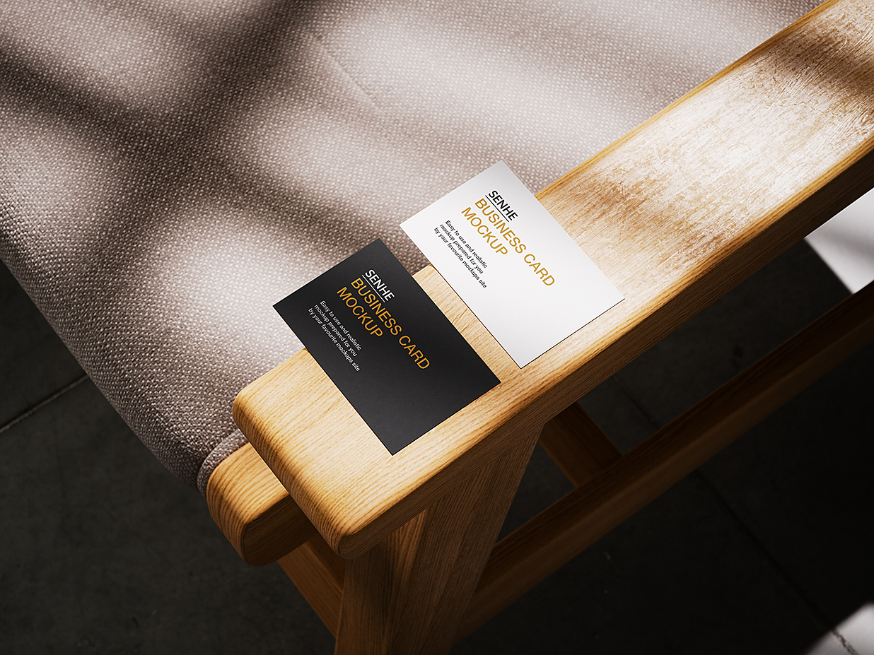 放在椅子上的质感名片样机mockup4组插图3