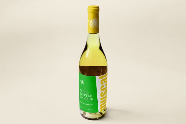 高质感白葡萄酒瓶样机mockup