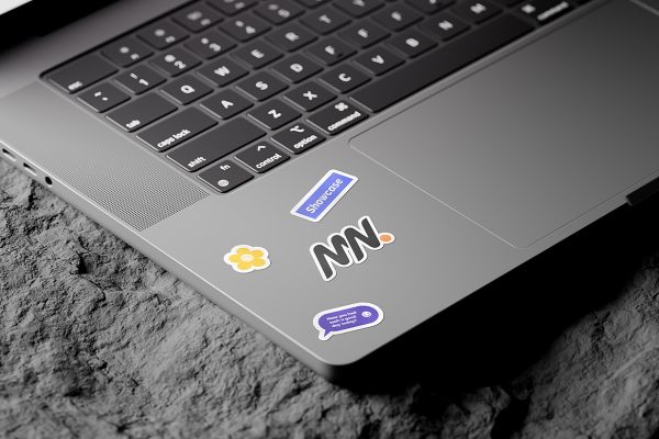 笔记本电脑可撕贴纸样机mockup3组