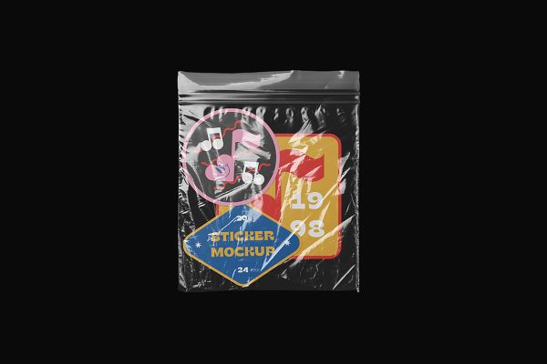 带塑料袋的贴纸样机mockup