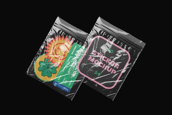 带塑料袋的贴纸样机mockup