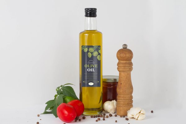 带场景的橄榄油瓶玻璃瓶包装样机mockup4组