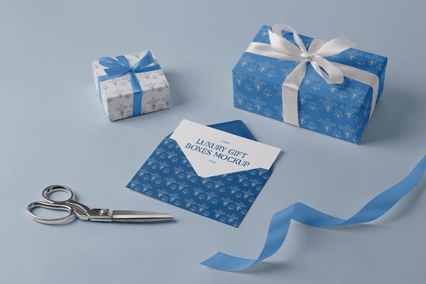 带剪刀和贺卡的节日礼品盒礼物盒礼盒包装样机mockup