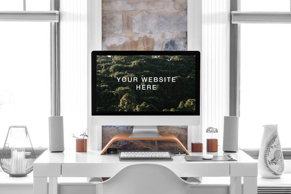 带精致桌搭场景的iMac 27寸样机mockup