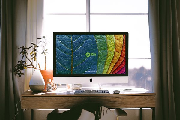 居家办公区的iMac Pro样机mockup