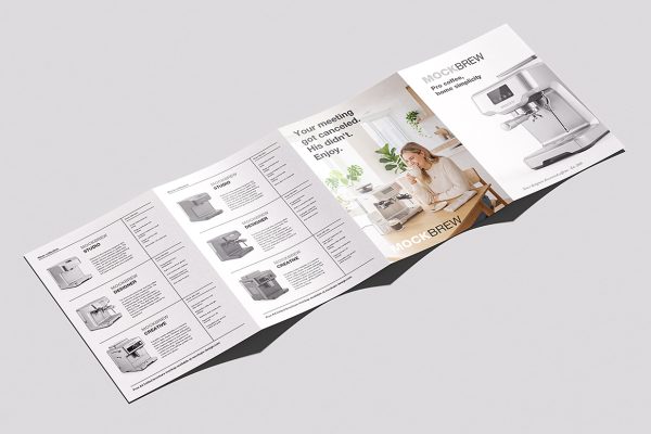 展开的折页四折页样机mockup4组