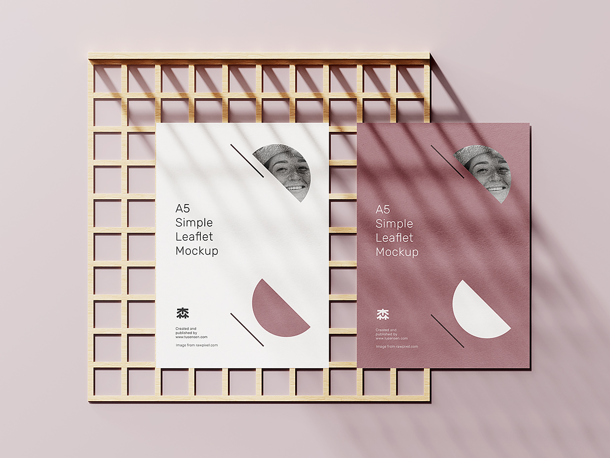 带场景的A5 单张宣传单样机mockup4组插图