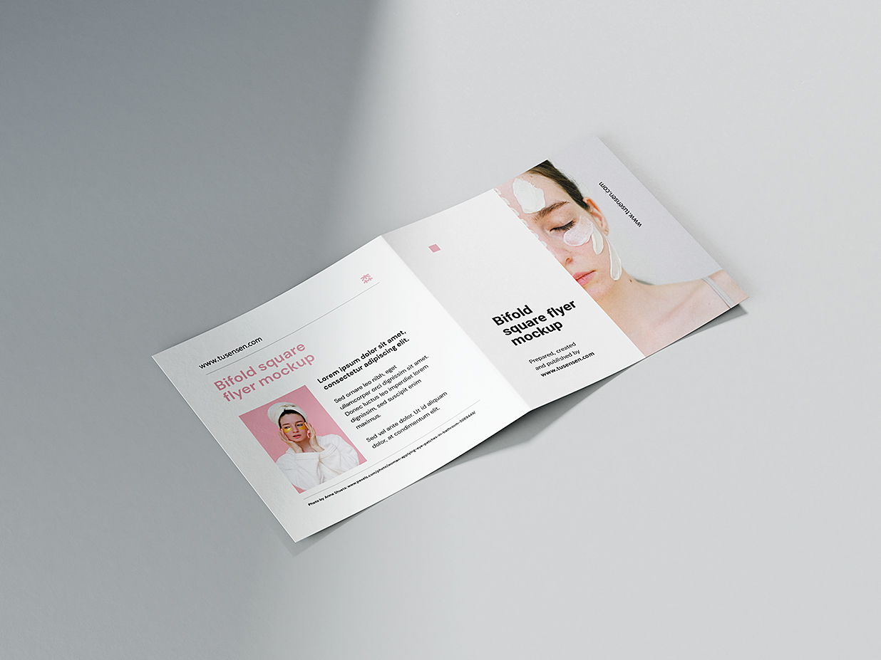 极简方形折页双折页样机mockup5组插图3