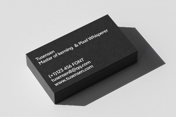 堆叠的名片样机mockup4组