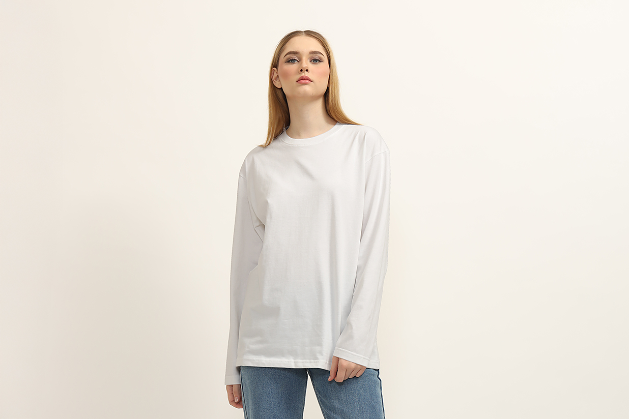 女生长袖T恤样机mockup3组插图3