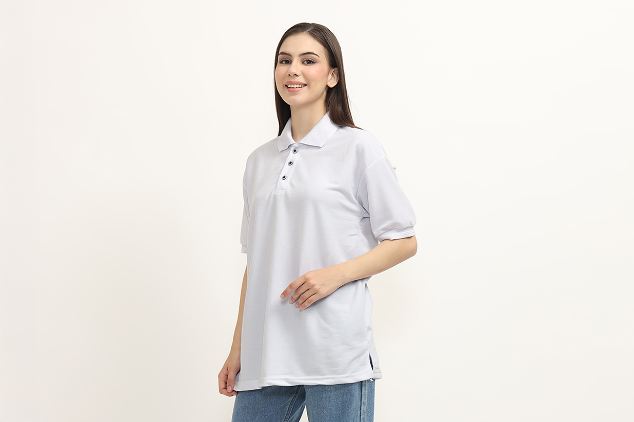 女孩穿在身上的Polo衫样机mockup3组插图4