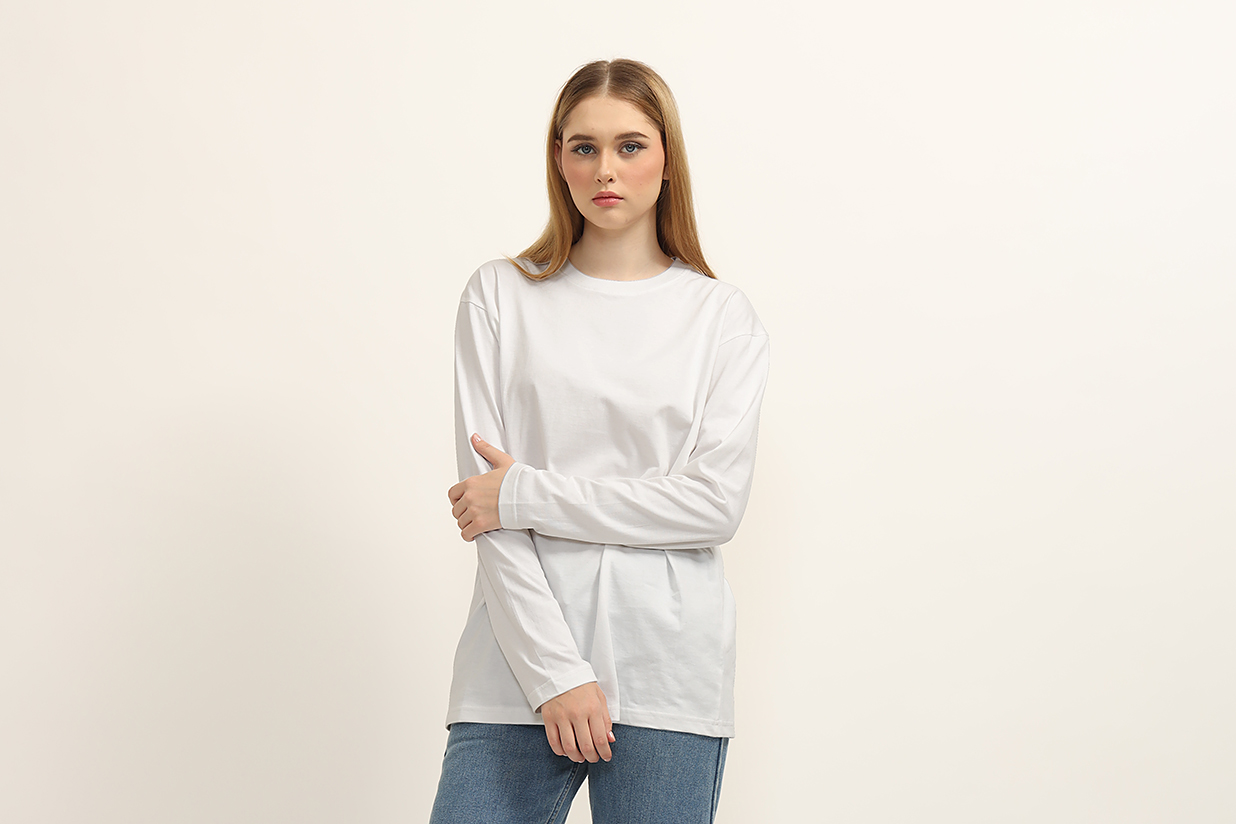 女生长袖T恤样机mockup3组插图4