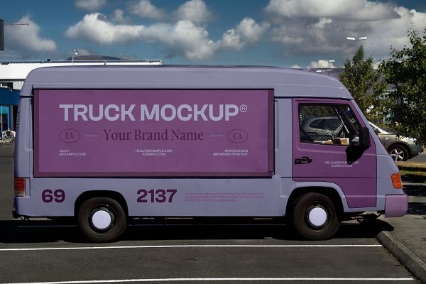 现代风格厢式货车样机mockup