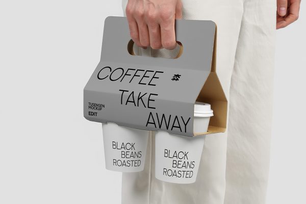 带手提杯托的咖啡杯奶茶杯饮品杯样机mockup